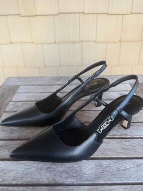 Michael Kors Black Slingback Heels Pointed Toe Kitten Heel MK Logo 7